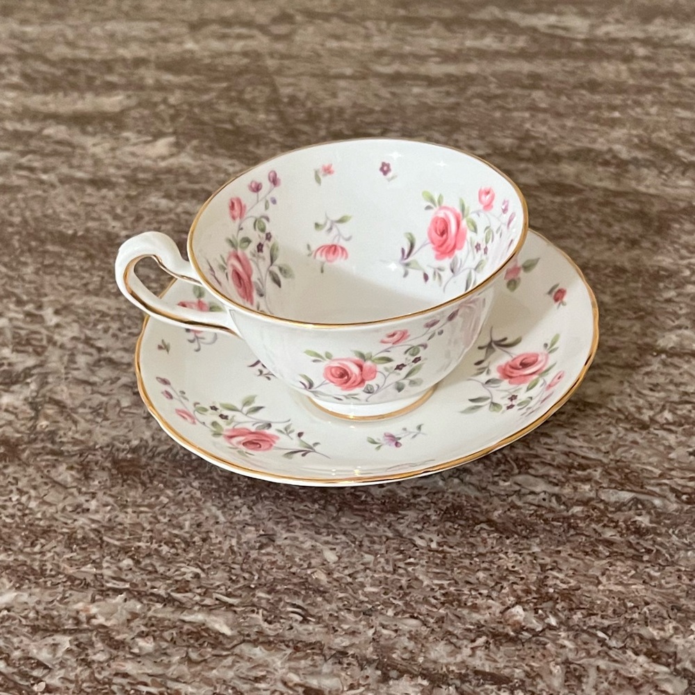 Royal Chelsea English Bone China tea cup & saucer